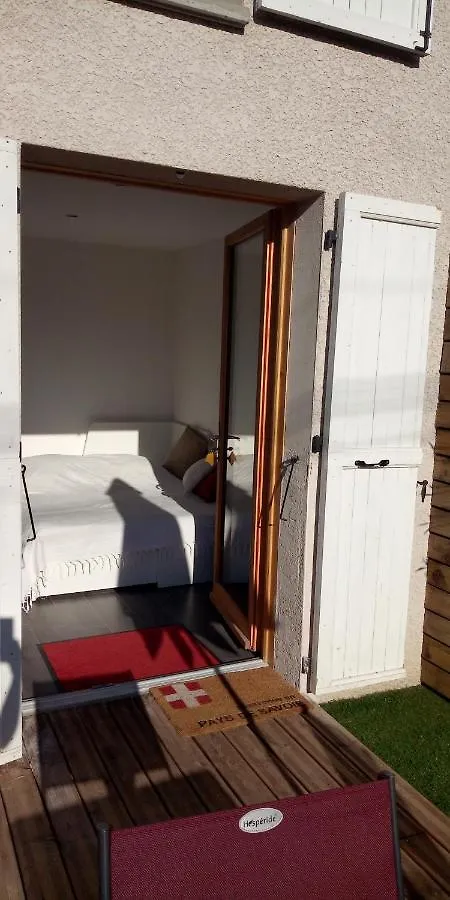 Studio Avec Jardin Au Pied Du Revard Dans Villa Aix-les-Bains Apartment